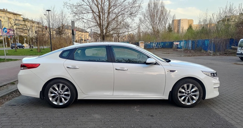 Kia Optima cena 36850 przebieg: 297000, rok produkcji 2016 z Warszawa małe 742